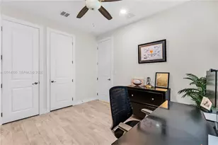 8915 W Watercrest Cir W, Parkland, FL 33076 - Photo 24