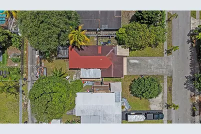 1379 NE 177th St, North Miami Beach, FL 33162 - Photo 28