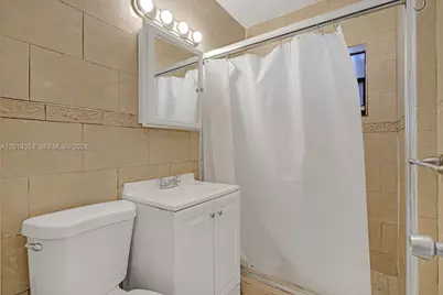 1379 NE 177th St, North Miami Beach, FL 33162 - Photo 18