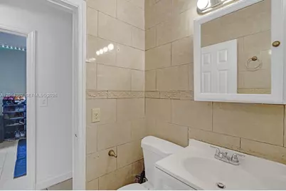 1379 NE 177th St, North Miami Beach, FL 33162 - Photo 10