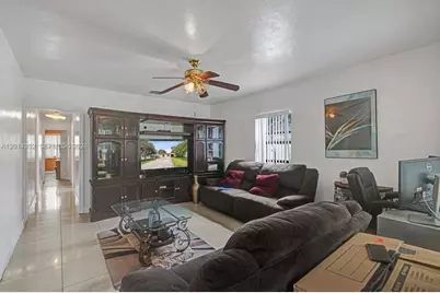 1379 NE 177th St, North Miami Beach, FL 33162 - Photo 8