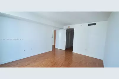 2101 Brickell Ave #1808, Miami, FL 33129 - Photo 8