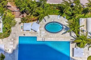 6365 Collins Ave, Miami Beach, FL 33141 - Photo 2