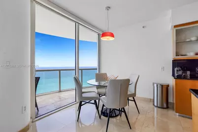 6365 Collins Ave #3202, Miami Beach, FL 33141 - Photo 6