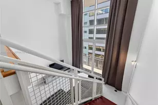 253 NE 2nd St, Miami, FL 33132 - Photo 10