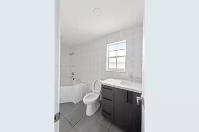 18901 NW 28th Pl, Miami Gardens, FL 33056 - Photo 18