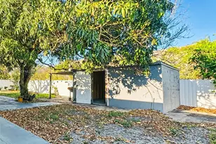 18901 NW 28th Pl, Miami Gardens, FL 33056 - Photo 36
