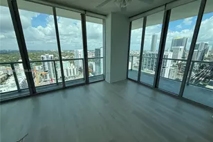 79 SW 12th St, Miami, FL 33130 - Photo 4