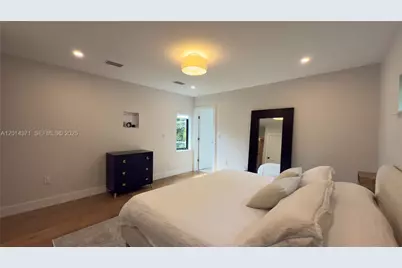 3261 SW 16th Ln, Miami, FL 33145 - Photo 20