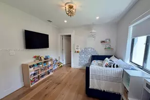 3261 SW 16th Ln, Miami, FL 33145 - Photo 38