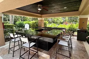 19655 E Country Club Dr, Aventura, FL 33180 - Photo 4