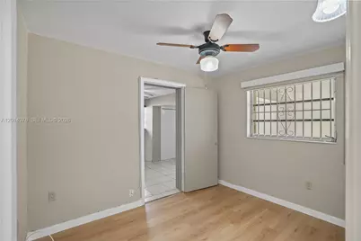 9930 SW 40th Ter, Miami, FL 33165 - Photo 18