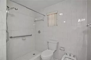 9930 SW 40th Terrace, Miami, FL 33165 - Photo 10