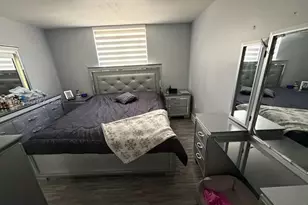 5033 NW 7th St, Miami, FL 33126 - Photo 2