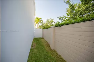 10381 NW 67th Terrace, Doral, FL 33178 - Photo 74