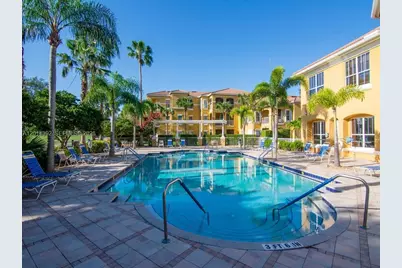 5035 Fairways Cir #305, Vero Beach, FL 32967 - Photo 10