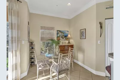 5035 Fairways Cir #305, Vero Beach, FL 32967 - Photo 20