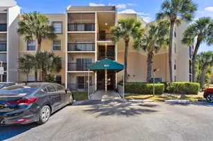 8005 Lake Dr, Doral, FL 33166 - Photo 2