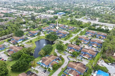 4582 Holly Lake Dr, Lake Worth, FL 33463 - Photo 6