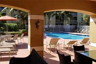 470 S Park Rd, Hollywood, FL 33021 - Photo 16