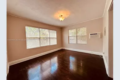 344 Mendoza Ave #3, Miami, FL 33134 - Photo 2