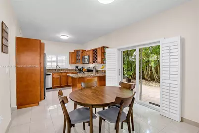 9904 SW 117th Pl, Miami, FL 33186 - Photo 10