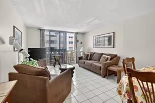 1817 S Ocean Dr, Hallandale Beach, FL 33009 - Photo 1