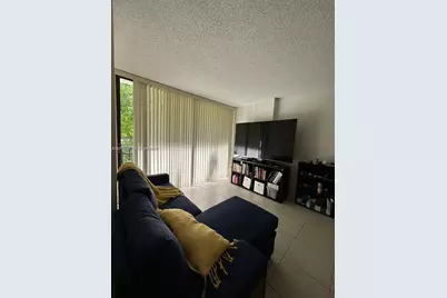17021 N Bay Rd #322, Sunny Isles Beach, FL 33160 - Photo 10