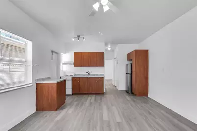 835 83rd St, Miami Beach, FL 33141 - Photo 34
