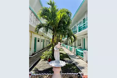 6490 Collins Ave #14, Miami Beach, FL 33141 - Photo 18