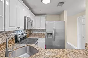 9 E 4th St, Hialeah, FL 33010 - Photo 6