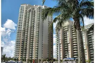3300 NE 190th St, Aventura, FL 33180 - Photo 6