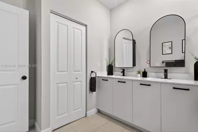 12808 NW 22nd Pl, Miami, FL 33167 - Photo 14