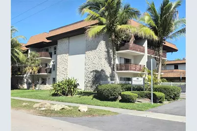 7477 SW 82nd St #C115, Miami, FL 33143 - Photo 2