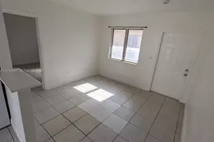 1270 NE 139th St, North Miami, FL 33161 - Photo 4