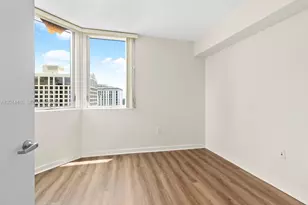 9055 SW 73rd Ct, Miami, FL 33156 - Photo 14