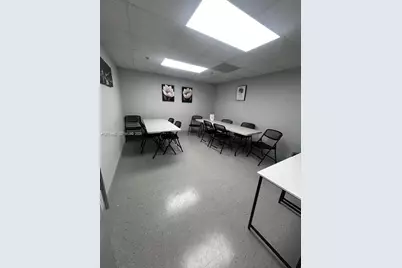 900 W 49th St, Hialeah, FL 33012 - Photo 10