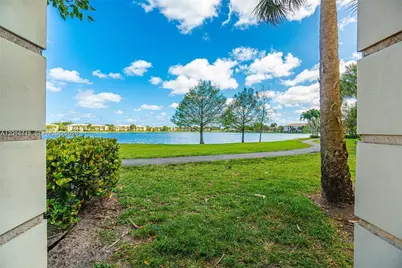 5025 Wiles Rd #105, Coconut Creek, FL 33073 - Photo 14