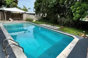 1412 NE 17th Ct, Fort Lauderdale, FL 33305 - Photo 1