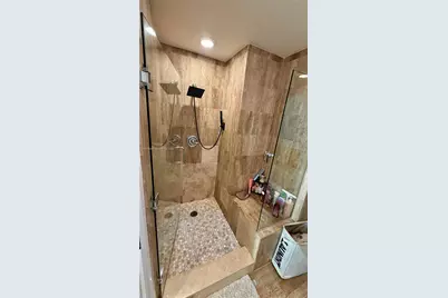 300 S Biscayne Blvd #T-3212, Miami, FL 33131 - Photo 12