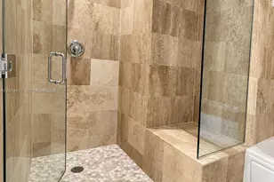300 S Biscayne Blvd, Miami, FL 33131 - Photo 10