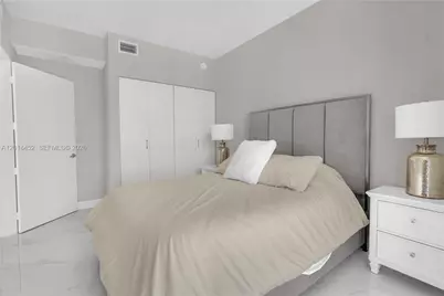 24th St Street 700 NE #4501, Miami, FL 33137 - Photo 26