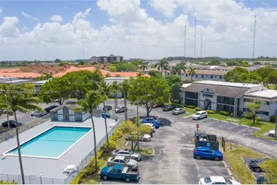 20680 NE 4th Ct #204, Miami, FL 33179 - Photo 4