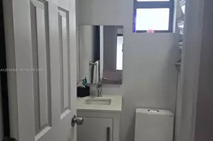 801 NW 35th Ave, Miami, FL 33125 - Photo 14