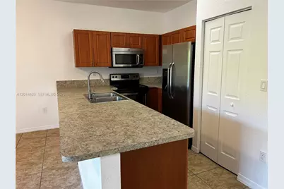 4906 SW 141st Ave #4, Miramar, FL 33027 - Photo 2