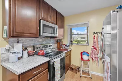 2638 E Gately Dr E #85, West Palm Beach, FL 33415 - Photo 10