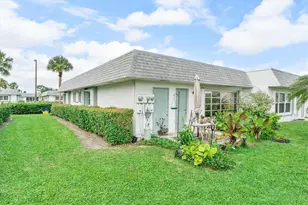 2638 E Gately Dr E, West Palm Beach, FL 33415 - Photo 20