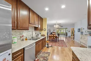 2638 E Gately Dr E, West Palm Beach, FL 33415 - Photo 2
