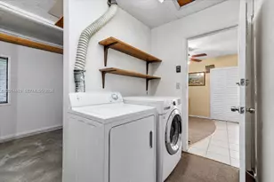 9261 SW 55th St, Cooper City, FL 33328 - Photo 24