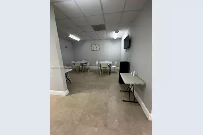 900 W 49th St, Hialeah, FL 33012 - Photo 8